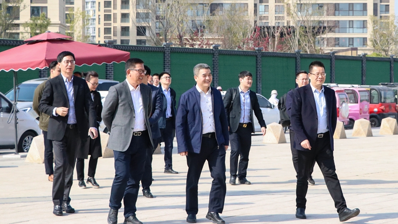 省社和興合集團領導調(diào)研集團濟寧房地產(chǎn)項目