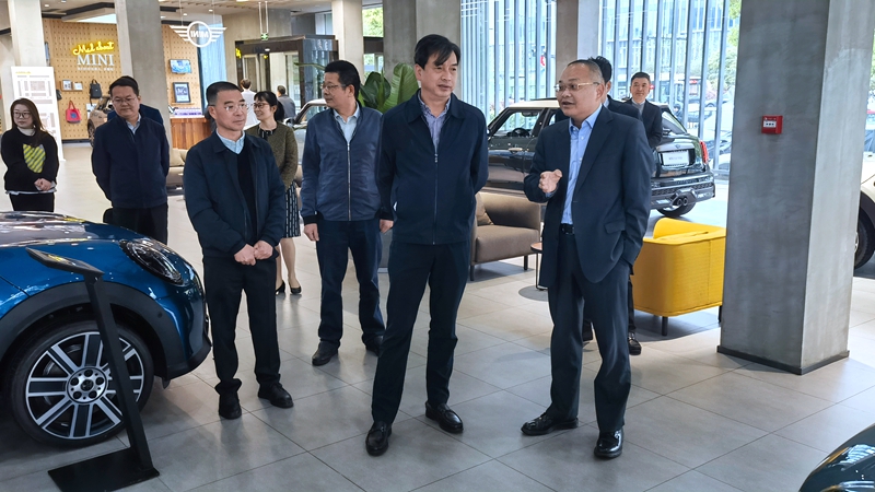 陳利江到金昌汽車開(kāi)展“大走訪大調(diào)研大服務(wù)大解題”活動(dòng)